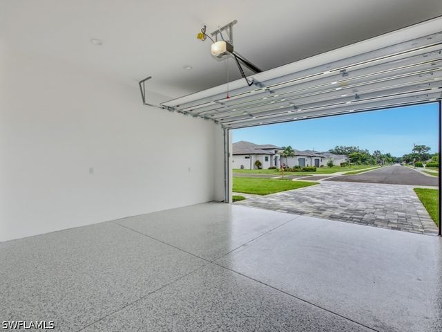 67 Willowick DR, Naples, FL 34110