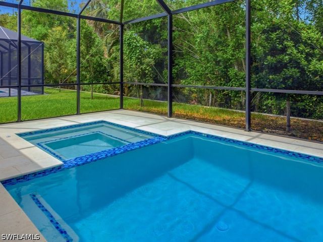 67 Willowick DR, Naples, FL 34110