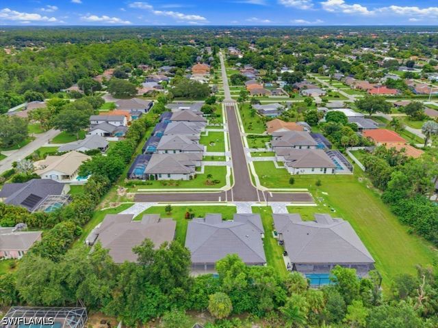 67 Willowick DR, Naples, FL 34110