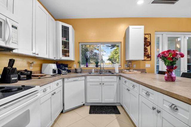 6713 Eagle Ridge Drive, Greenacres, FL 33413