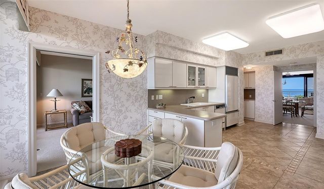 545 SANCTUARY DRIVE B605, Longboat Key, FL 34228