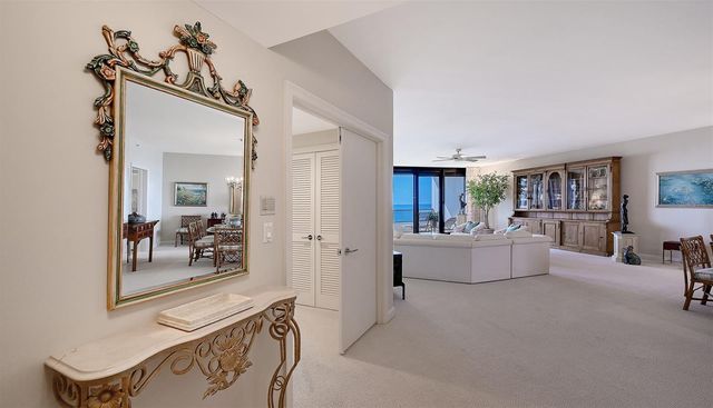 545 SANCTUARY DRIVE B605, Longboat Key, FL 34228