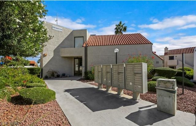 4360 Gannet Circle 21, Las Vegas, NV 89103