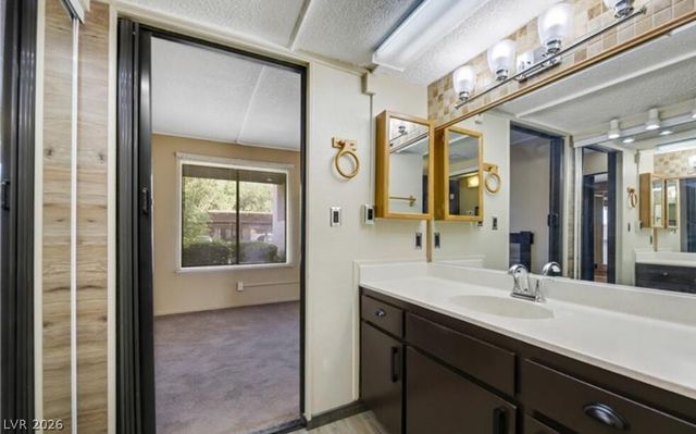 4360 Gannet Circle 21, Las Vegas, NV 89103