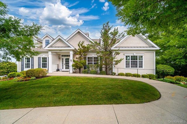 416 Saratoga Lane, Fishkill, NY 12524