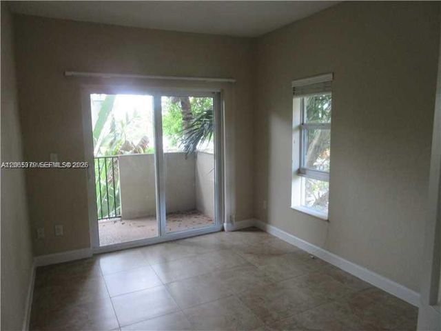 11 Antilla Avenue B, Coral Gables, FL 33134