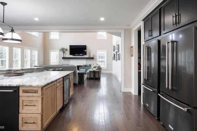 7030 Hanbys Loop, New Albany, OH 43054