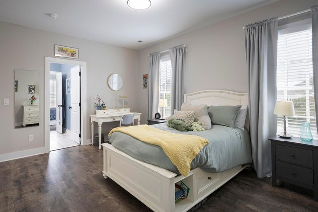 7030 Hanbys Loop, New Albany, OH 43054