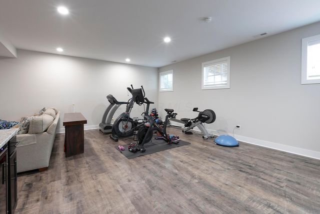 7030 Hanbys Loop, New Albany, OH 43054