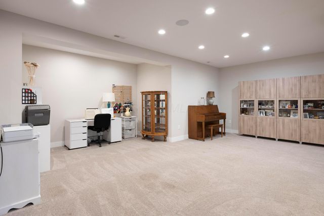 7030 Hanbys Loop, New Albany, OH 43054