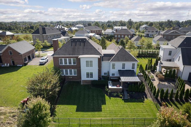 7030 Hanbys Loop, New Albany, OH 43054