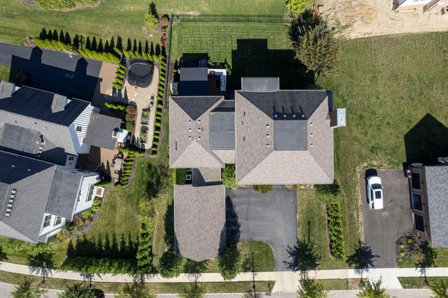 7030 Hanbys Loop, New Albany, OH 43054