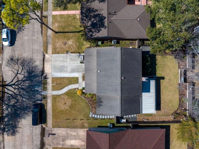 11918 Dorrance Lane, Meadows Place, TX 77477