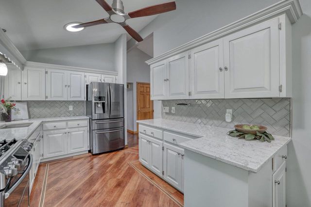 W226N8019 Longview DRIVE, Lisbon, WI 53089