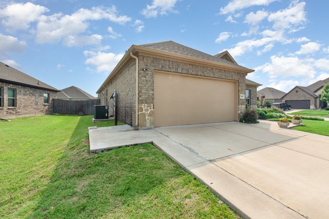 7800 Cypress Drive, Greenville, TX 75402