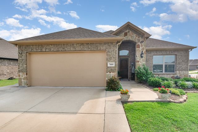 7800 Cypress Drive, Greenville, TX 75402