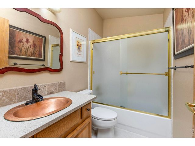 2517 Falcon Dr, Longmont, CO 80503