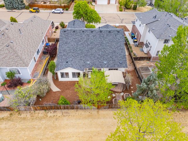 2517 Falcon Dr, Longmont, CO 80503