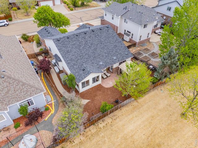 2517 Falcon Dr, Longmont, CO 80503