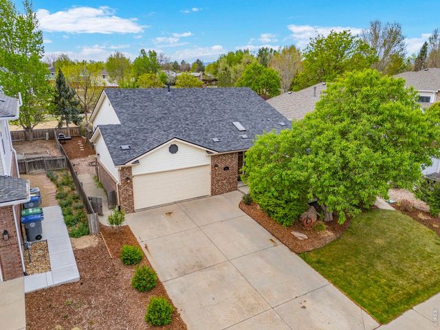 2517 Falcon Dr, Longmont, CO 80503