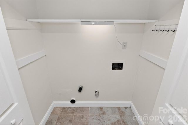 7007 Crossridge Road, Charlotte, NC 28214