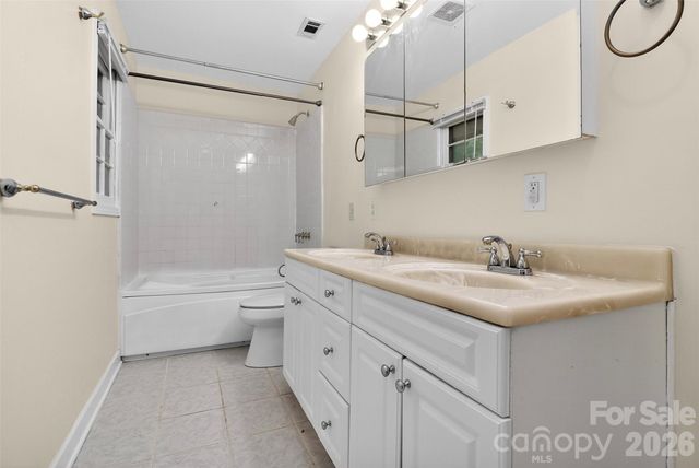 7007 Crossridge Road, Charlotte, NC 28214