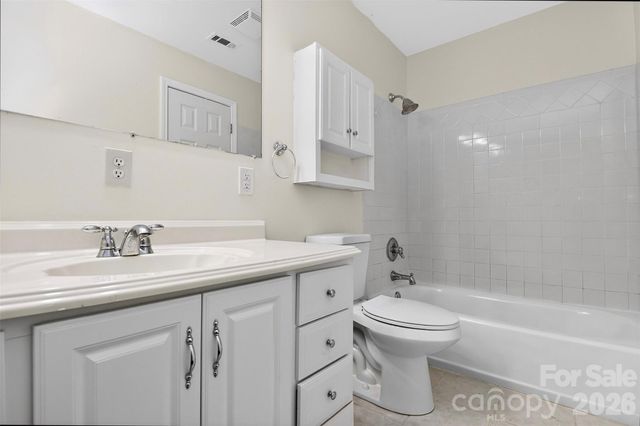 7007 Crossridge Road, Charlotte, NC 28214