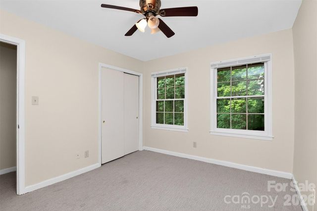 7007 Crossridge Road, Charlotte, NC 28214