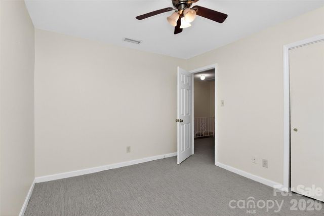 7007 Crossridge Road, Charlotte, NC 28214