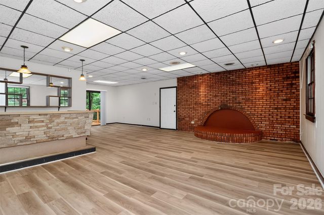 7007 Crossridge Road, Charlotte, NC 28214