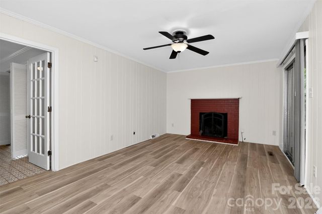 7007 Crossridge Road, Charlotte, NC 28214