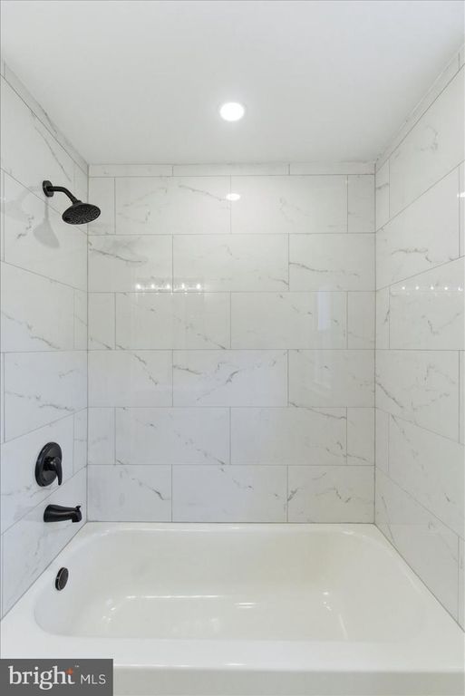 Image 38 of property listing at 944 STARBIT RD, Baltimore, MD 21286