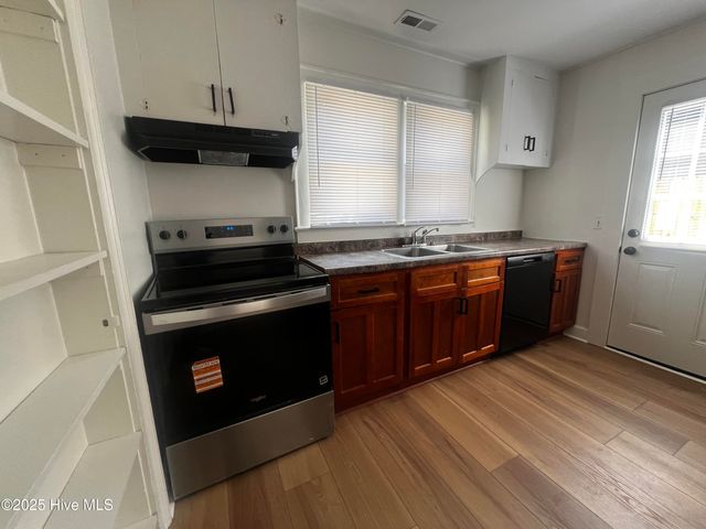 202 Meares Street, Wilmington, NC 28401