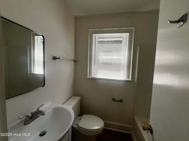 202 Meares Street, Wilmington, NC 28401