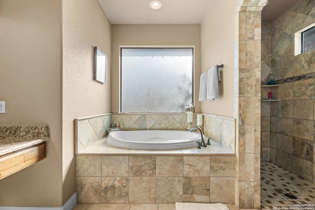 113 Eden Crossing, Adkins, TX 78101