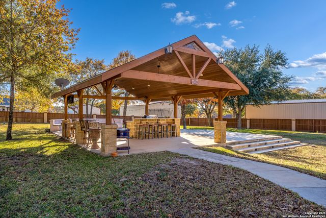 113 Eden Crossing, Adkins, TX 78101