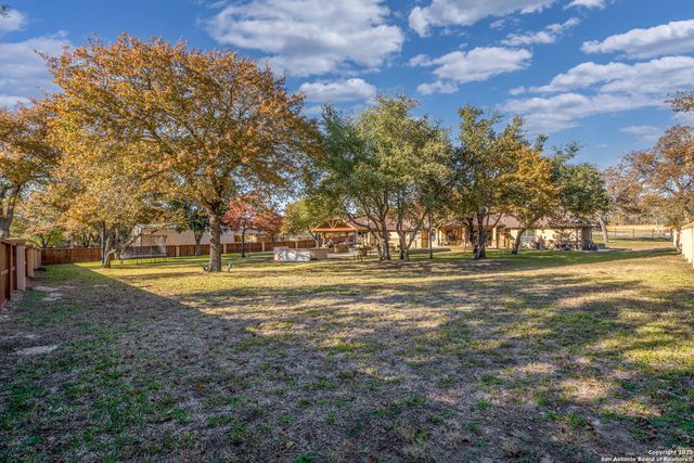 113 Eden Crossing, Adkins, TX 78101