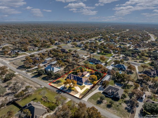 113 Eden Crossing, Adkins, TX 78101