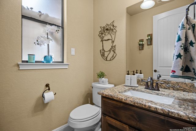 113 Eden Crossing, Adkins, TX 78101