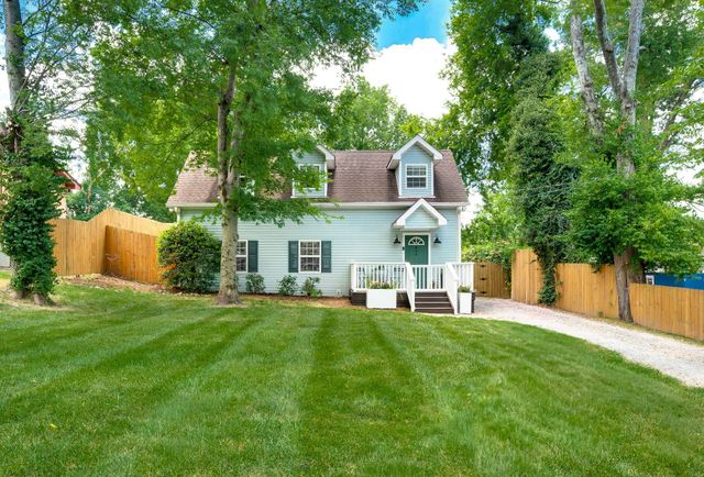 804 Crockett St, Nashville, TN 37207