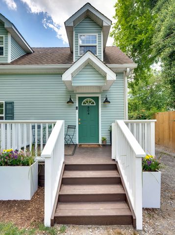 804 Crockett St, Nashville, TN 37207