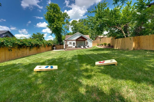 804 Crockett St, Nashville, TN 37207