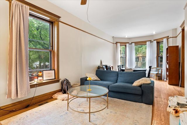 1234 W GRANVILLE Avenue, Chicago, IL 60660