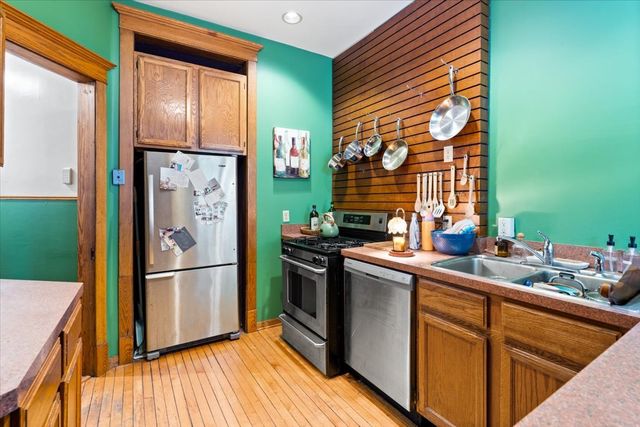 1234 W GRANVILLE Avenue, Chicago, IL 60660