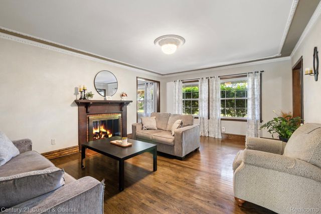37480 Rhonswood Drive, Farmington Hills, MI 48167