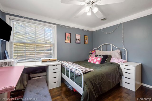37480 Rhonswood Drive, Farmington Hills, MI 48167