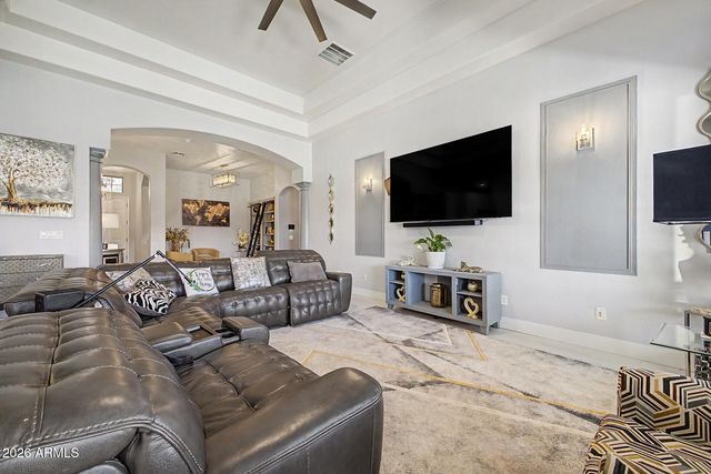 5325 S Monte Vista Street, Chandler, AZ 85249