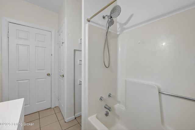 2701 Taylor Blvd, Louisville, KY 40208