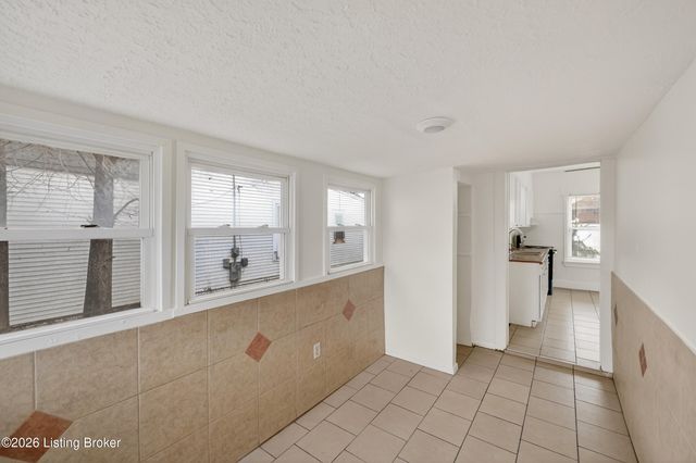 2701 Taylor Blvd, Louisville, KY 40208