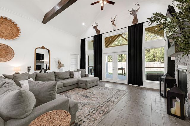 721 Little Spring Court, Anahuac, TX 77514